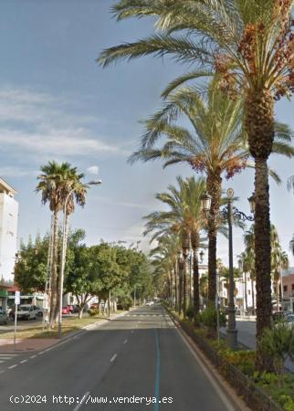 GARAJE A LA VENTA EN CARRETERA DE ALICUM - ALMERIA