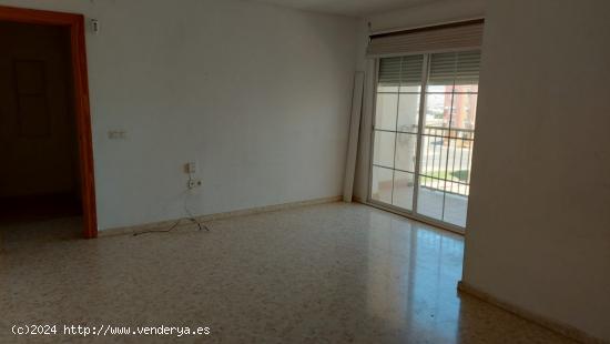 PISO EN VENTA EN ROQUETAS DE MAR. - ALMERIA