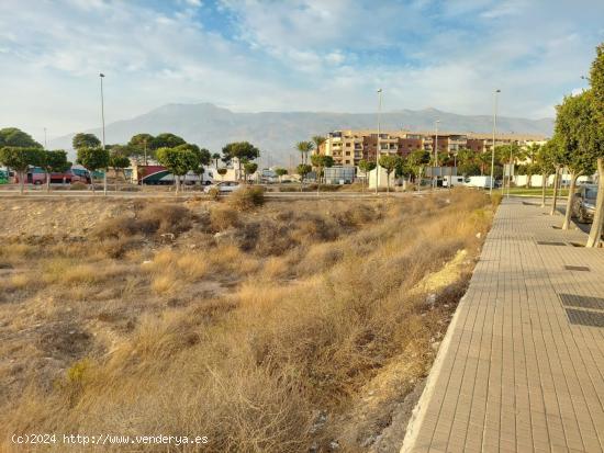 TERRENO URBANO A LA VENTA EN EL EJIDO - ALMERIA