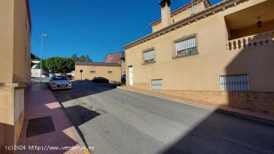 LOCAL COMERCIAL A LA VENTA EN ALHAMA DE ALMERÍA - ALMERIA