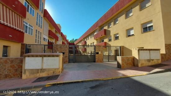 LOCAL COMERCIAL A LA VENTA EN ALHAMA DE ALMERÍA - ALMERIA