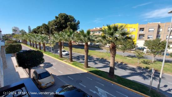 EDIFICIO EN SANTO DOMINGO - ALMERIA