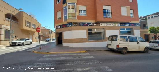 LOCAL COMERCIAL A LA VENTA EN SANTA MARÍA DEL ÁGUILA - ALMERIA