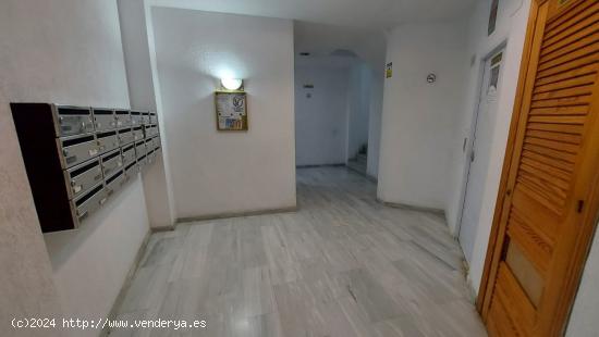 Piso en venta en Roquetas de mar de un dormitorio - ALMERIA