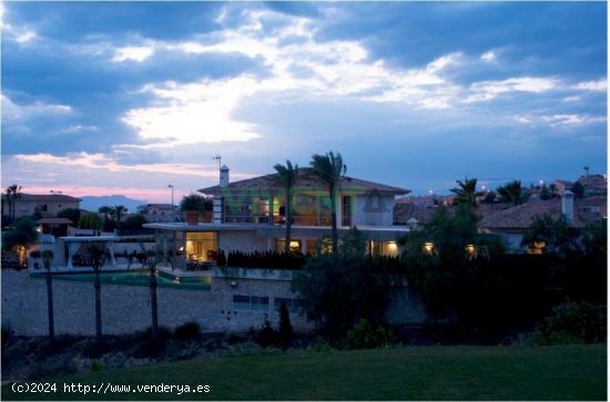 ESPECTACULAR CHALET EN ALTORREAL!!! - MURCIA