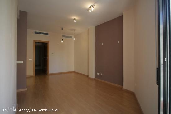 Se vende piso de 2 dormitorios en la Geltrú - BARCELONA