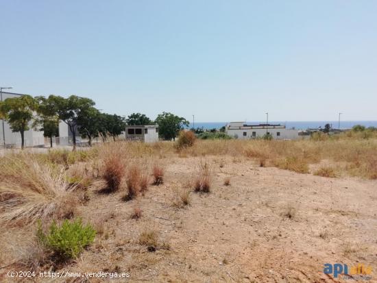 Solar en zona industrial en Premià de Dalt - BARCELONA