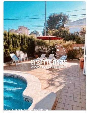 Inmobiliaria en Benicasim vende villa pareada , perfecta inversión. Zona Eurosol - CASTELLON