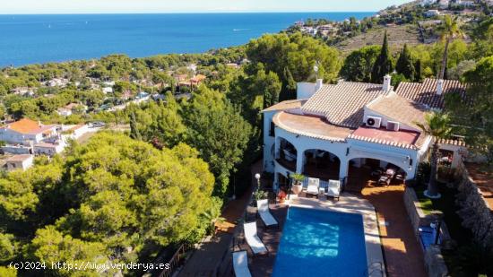 Impresionante chalet con impresionantes vistas al mar en Las Rotas, Dénia - ALICANTE