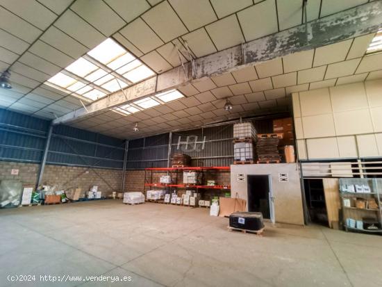 Venta de nave industrial en Puerto de Sagunto. /HH Asesores, Inmobiliaria en Burjassot/ - VALENCIA