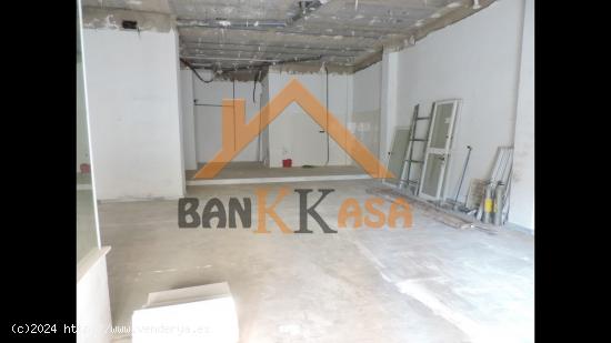 SE VENDE O SE ALQUILA LOCAL COMERCIAL EN EJIDO ZONA EJIDO NORTE - ALMERIA