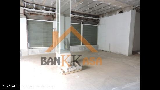 SE VENDE O SE ALQUILA LOCAL COMERCIAL EN EJIDO ZONA EJIDO NORTE - ALMERIA