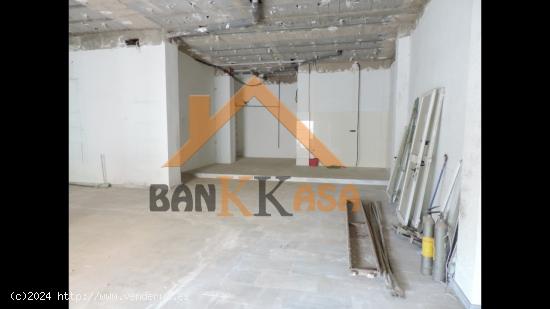 SE VENDE O SE ALQUILA LOCAL COMERCIAL EN EJIDO ZONA EJIDO NORTE - ALMERIA