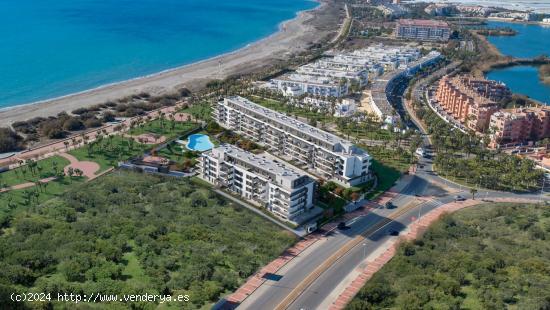 PROMOCIÓN OBRA NUEVA EN ALMERIMAR URBANIZACIÓN CON PISCINA Y ZONAS AJARDINADAS - ALMERIA