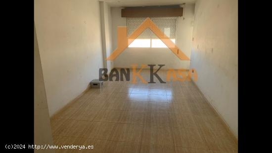 SE VENDE PISO EN EL EJIDO ZONA BULEVAR DE EL EJIDO - ALMERIA