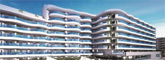 Apartamento de 2 dormitorios en segunda línea de Playa, Fuengirola - MALAGA
