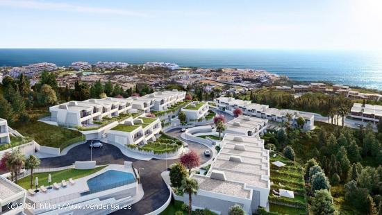 COMPLEJO EXCLUSIVO DE VILLAS JUNTO AL MAR - MALAGA