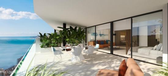 ATICO DE LUJO CON VISTAS DE ENSUEÑO AL MEDITERRANEO- OBRA NUEVA- PISCINA PROPIA- 3 HABITACIONES! - 