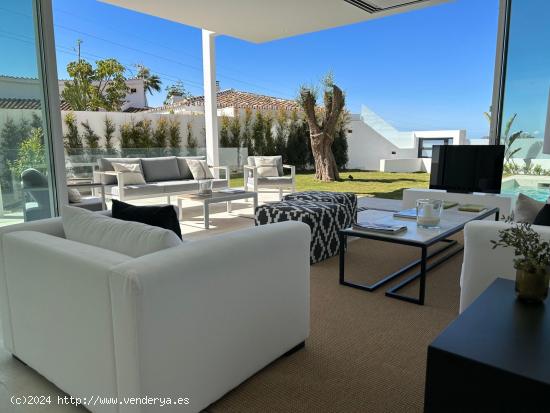 Villa moderna y luminosa de Obra nueva,  con parcela individual situada en Marbella - MALAGA