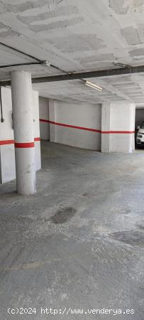Plaza parking Alcalde Zalamea. - BARCELONA