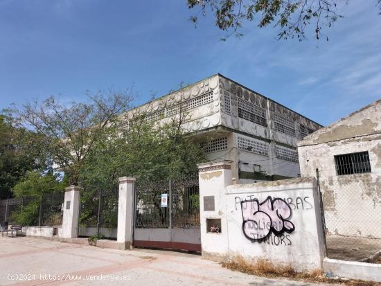 Suelo urbano no consolidado dentro del ARI avenida La Granja - CADIZ