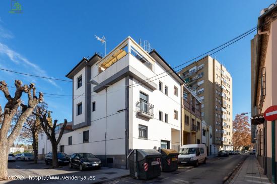 Venta de casa  en Carretera Antigua de Málaga - GRANADA