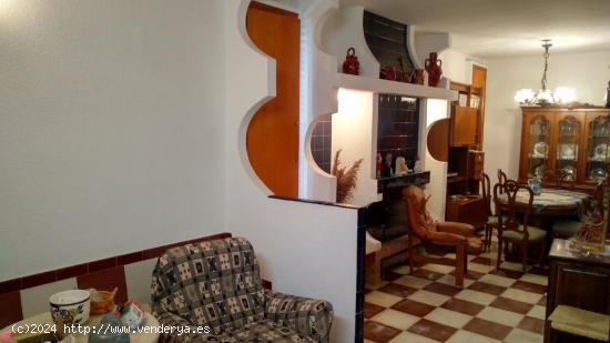Se vende casa de pueblo REFORMADA en GORGA - ALICANTE
