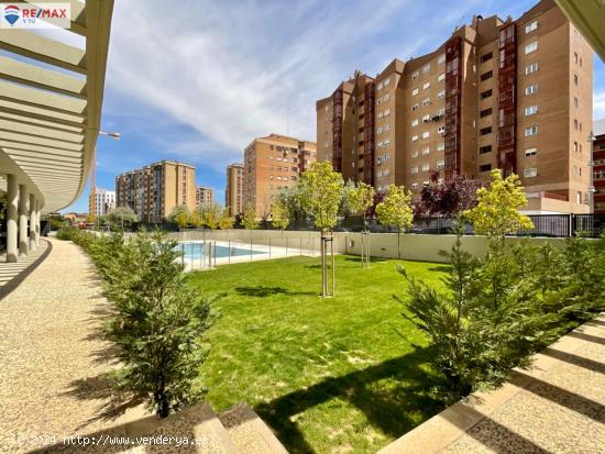 Tu Refugio de Lujo en Zaragoza: Piso con Vistas Espectaculares y Comodidades Excepcionales - ZARAGOZ