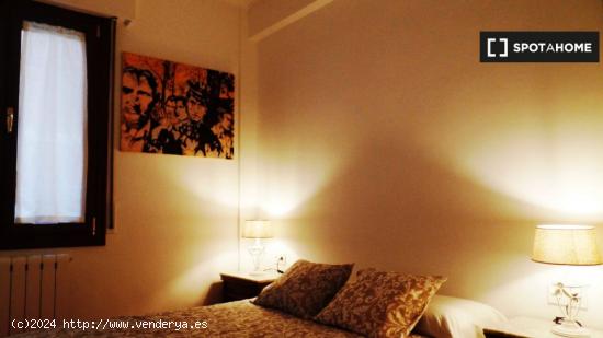 Piso de 3 dormitorios en alquiler en Casco Antiguo, Bilbao - VIZCAYA