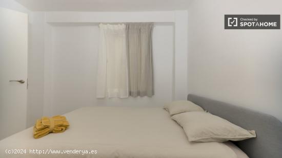 Alquiler de habitaciones en piso de 3 habitaciones para profesionales en L'Hort De Senabre - VALENCI