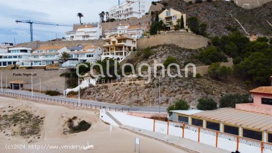 Parcela junto al mar en la playa de los Olivos - VALENCIA