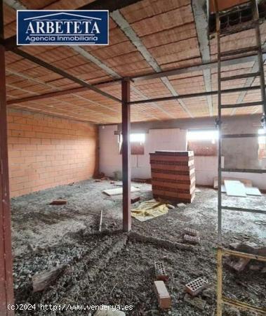 INMOBILIARIA ARBETETA VENDE CHALET INDEPENDIENTE EN CONSTRUCCIÓN EN LA RIBA DE SANTIUESTE, SIGÜENZ