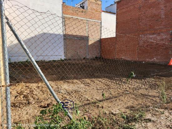 Se Vende en La Algaba - SEVILLA