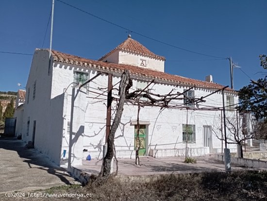 Casa de campo-Masía en Venta en Higueruela Albacete