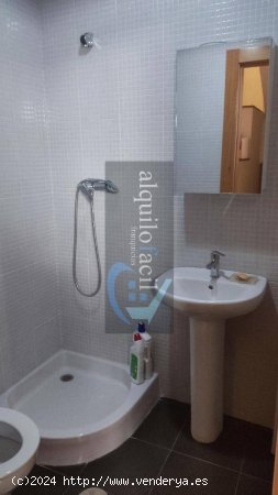 SE VENDE ADOSADO EN EL SALOBRAL VPO/ 3 DORMITORIOS/2 BAÑOS/TERRAZA ATICO 15 METROS/113000€