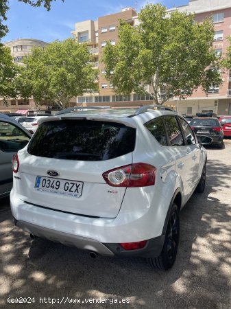 Ford Kuga Titanium 2.5 Duratec PHEV 178kW Auto de 2011 con 215.000 Km por 8.900 EUR. en Valencia