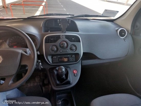 Renault Kangoo Kangoo de 2017 con 140.800 Km por 7.000 EUR. en Cordoba