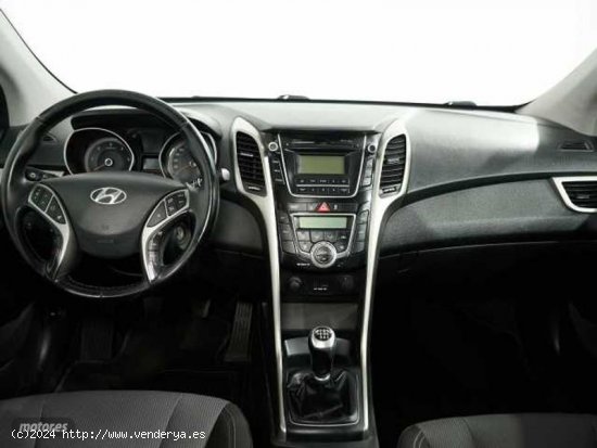 Hyundai i30 i30 1.4CRDi GLS Tecno de 2012 con 92.900 Km por 8.990 EUR. en Cadiz
