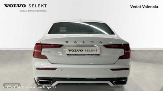 Volvo S60 2.0 T8 RECHARGE R-DESIGN AUTO AWD 455 4P de 2022 con 14.740 Km por 53.900 EUR. en Valencia