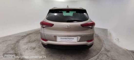 Hyundai Tucson Tucson 1.7CRDI BD Tecno 4x2 de 2015 con 69.400 Km por 17.900 EUR. en Barcelona