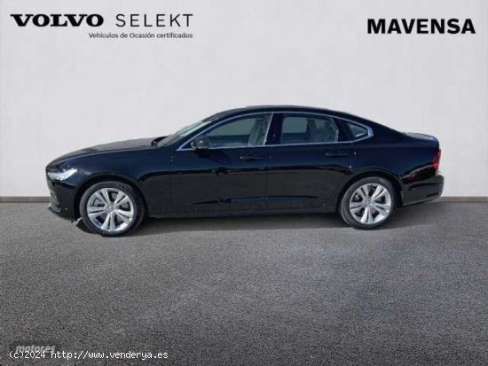 Volvo S 90 S90 Momentum Pro, B4 mild hybrid (gasolina) de 2022 con 27 Km por 45.900 EUR. en Badajoz