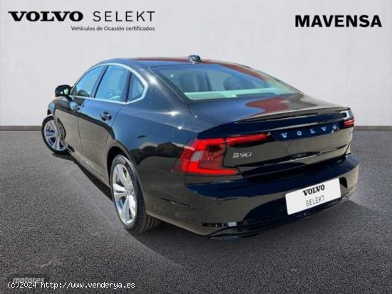 Volvo S 90 S90 Momentum Pro, B4 mild hybrid (gasolina) de 2022 con 27 Km por 45.900 EUR. en Badajoz