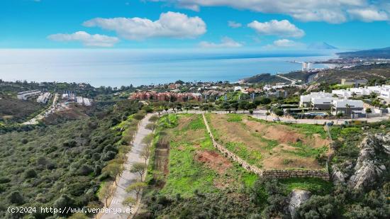 PARCELA CON PROYECTO Y LICENCIA DE CONSTRUCCIÓN INCLUIDA - MALAGA