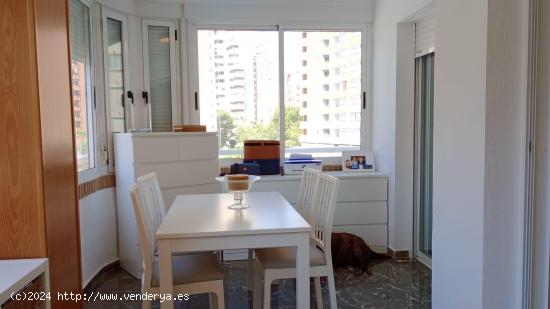 Apartamento con plaza de garaje subterránea, trastero privado y plaza de parking techada en Levante