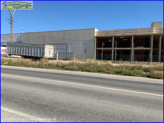 Nave industrial de 3.000 m2 cerca acceso A7. - MURCIA