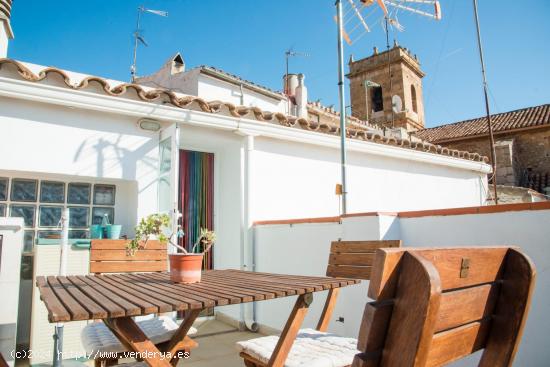 Bonita casa con excelentes vistas en Borriol, de planta baja y 2 alturas con cochera al lado - CASTE