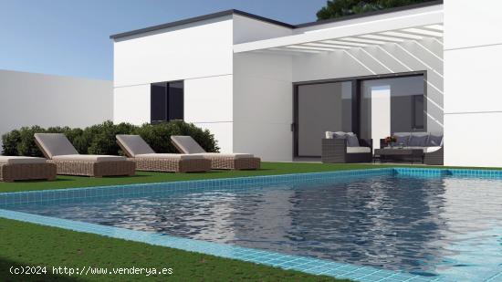 Casa independiente de una sola planta con piscina privada en Casabermeja - MALAGA
