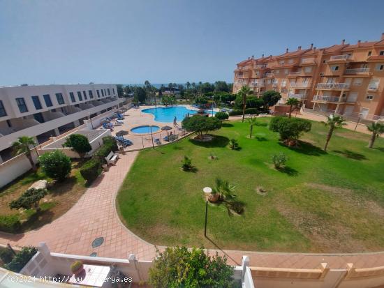 PISO EN VENTA EN ALMERIMAR. URBANIZACIÓN MARINA SAN MIGUEL. - ALMERIA