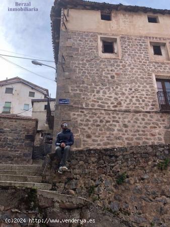 Casa en el centro de Ortigosa de Cameros - LA RIOJA