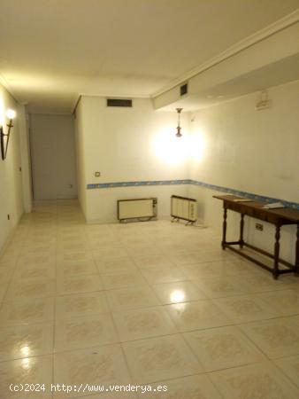 SE VENDE PISO EN EL CENTRO - JAEN